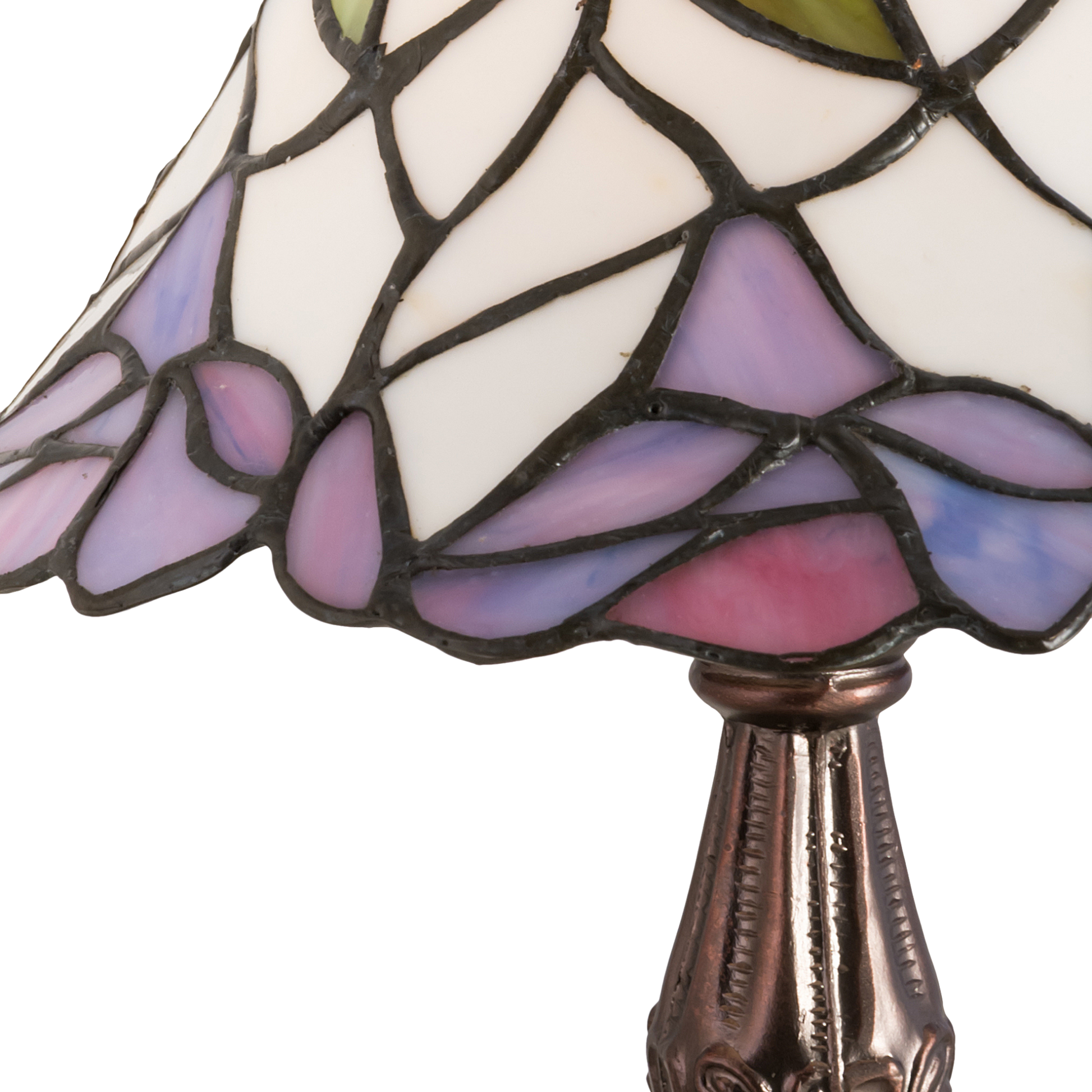 12-inch small tiffany lamp daffodil. Close of of glass shade. 