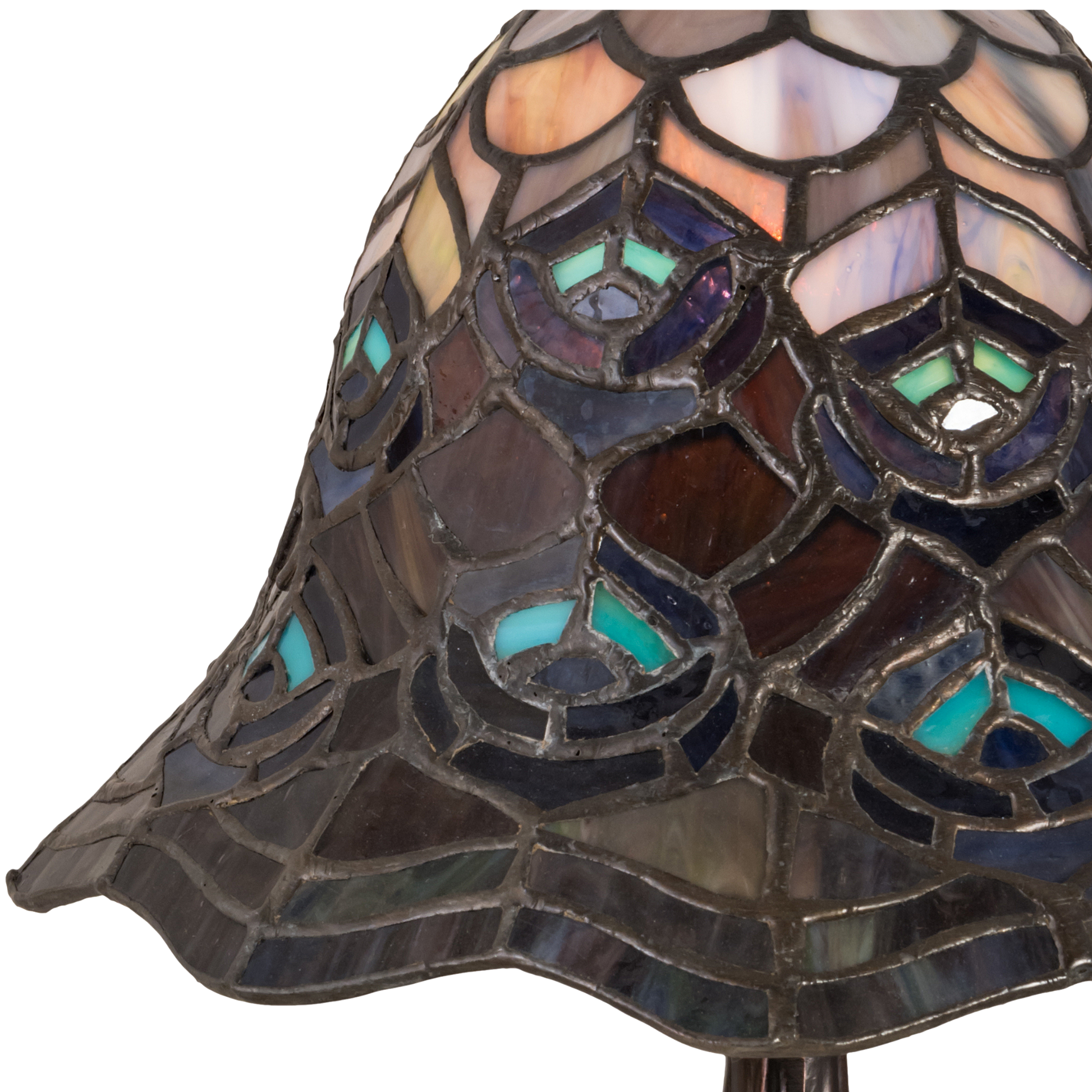 13.5 small tiffany lamp peacock. Close up of glass shade. 