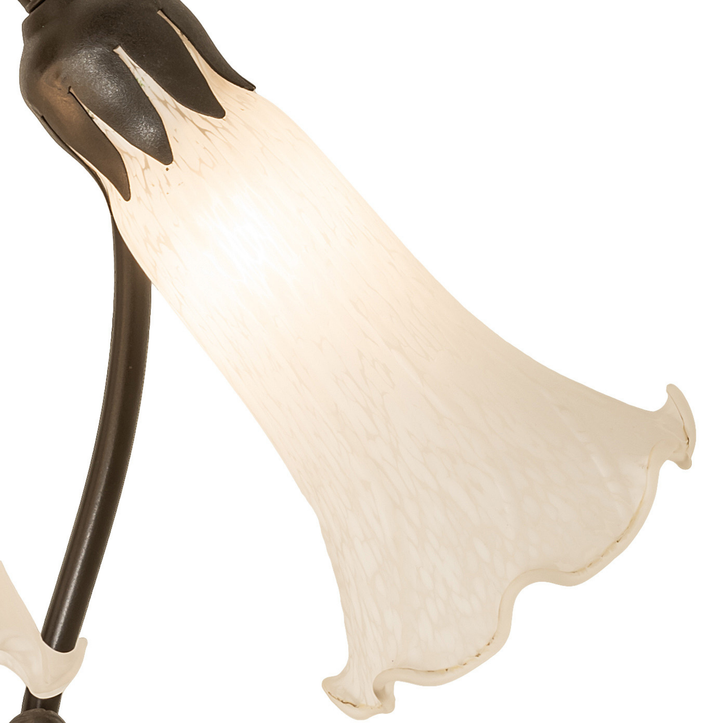 16-inch Tiffany Flower Lamp White Pond Lily Accent. Close up of shade