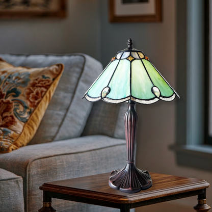 20-inch Vintage Tiffany Table Lamp Remy Victorian by Chloe Lighting in living room setting